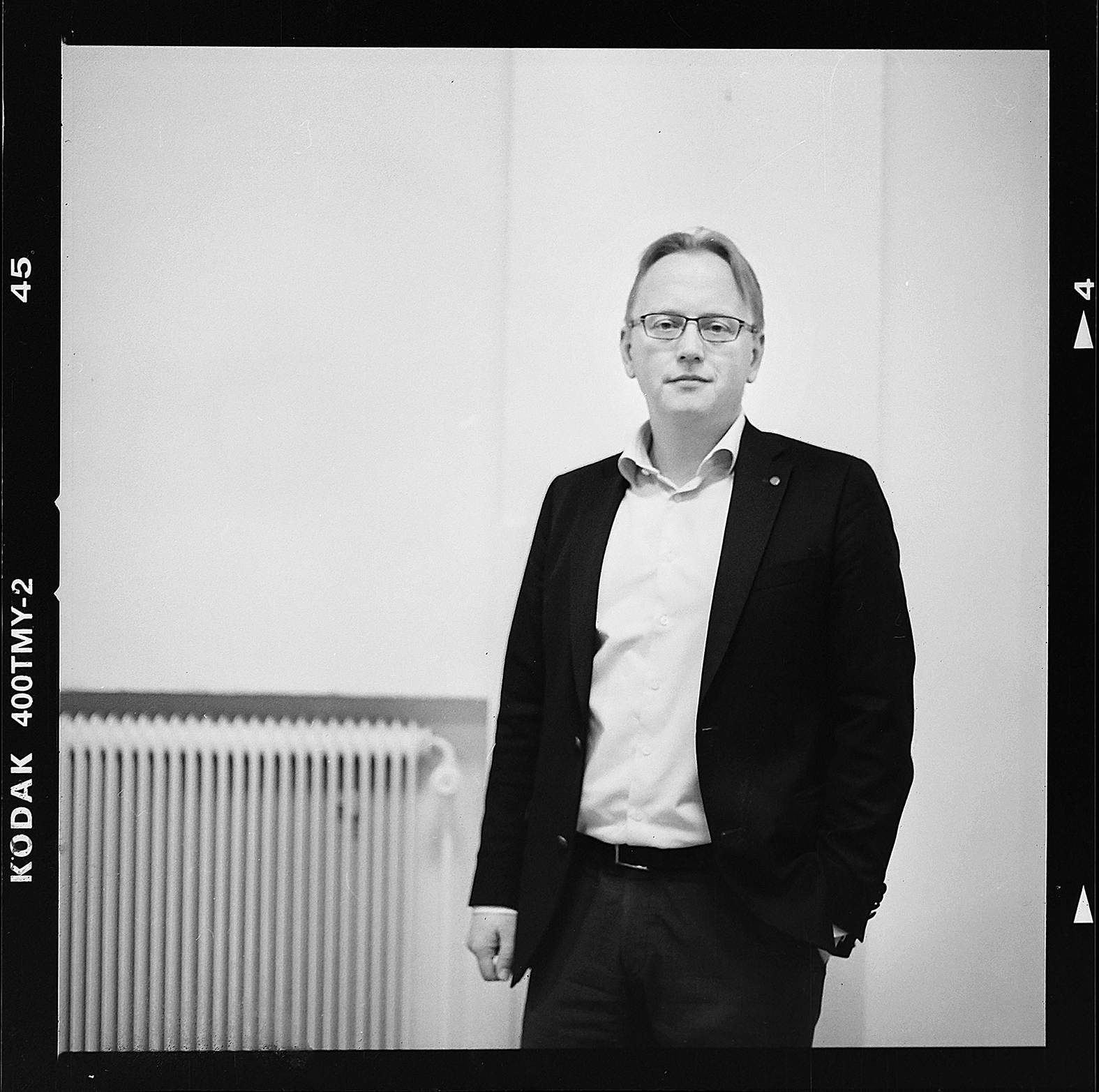 Fredrik Olovsson, gruppledare och ordförande i Finansutskottet. Foto: Mikael Andersson, 2016-04-13, Hasselblad 500cm, 80mm. Exponerad 1/125sek-f2,8