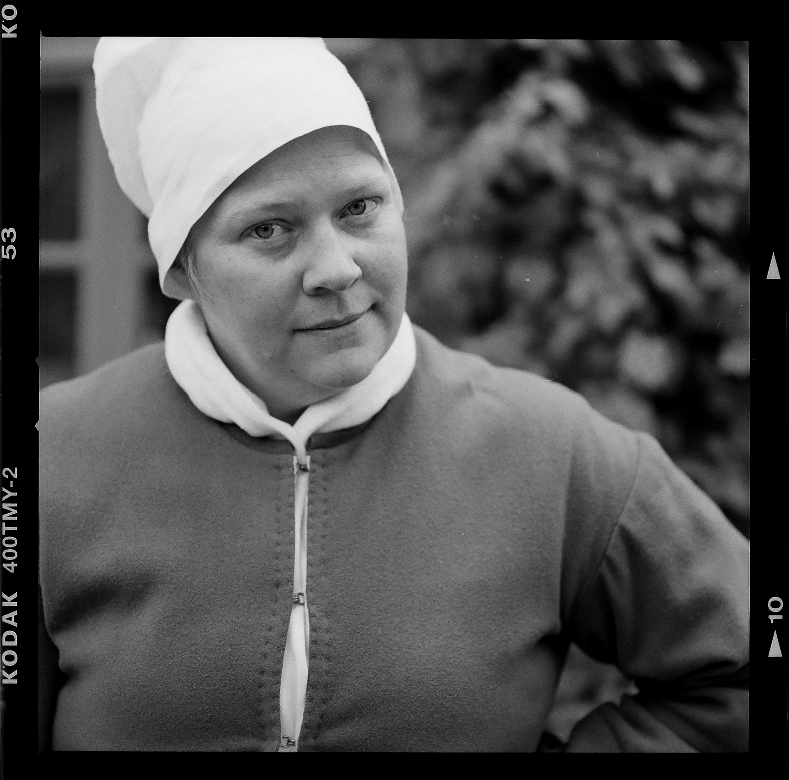 Nina Hedenfeldt smed på Sothöna. Foto: Mikael Andersson, 2016-06-20, Hasselblad 500 CM, f4-1/500sek.